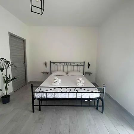 In - Kalabrien 50633 Holiday home